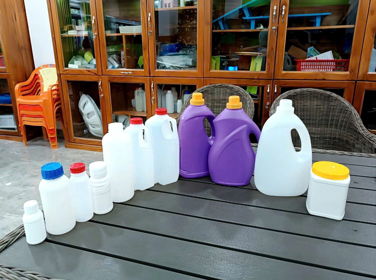 Chai hóa mỹ phẩm